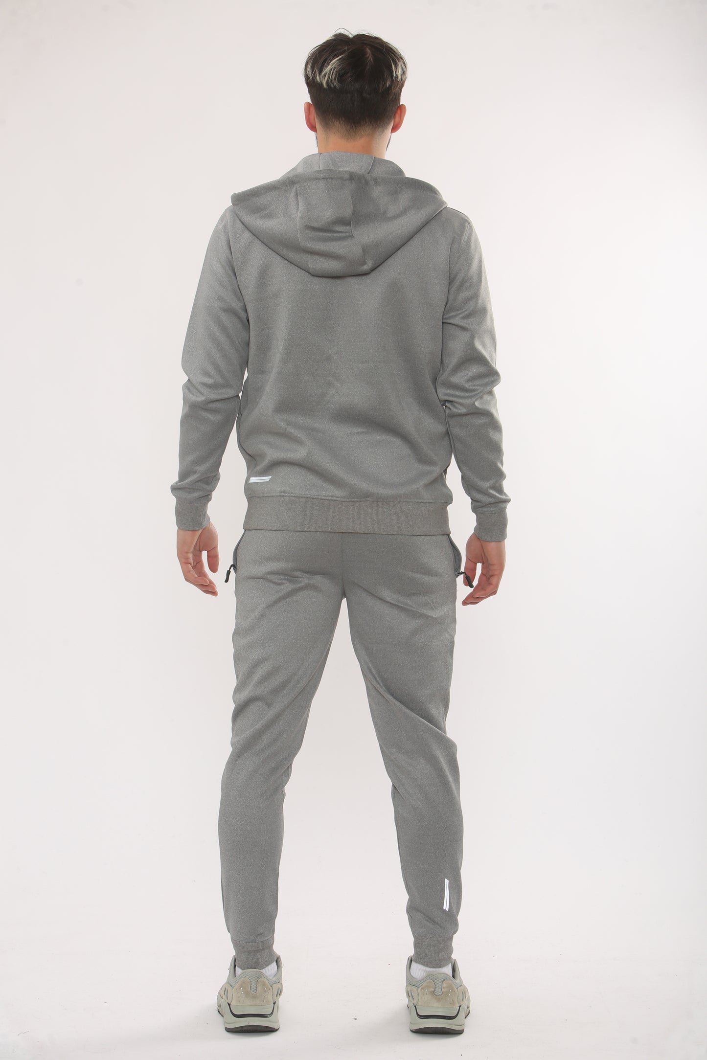 GREY TRAINING TRACKSUIT