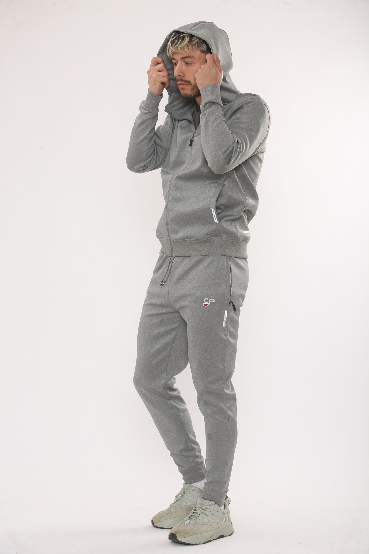 GREY TRAINING TRACKSUIT