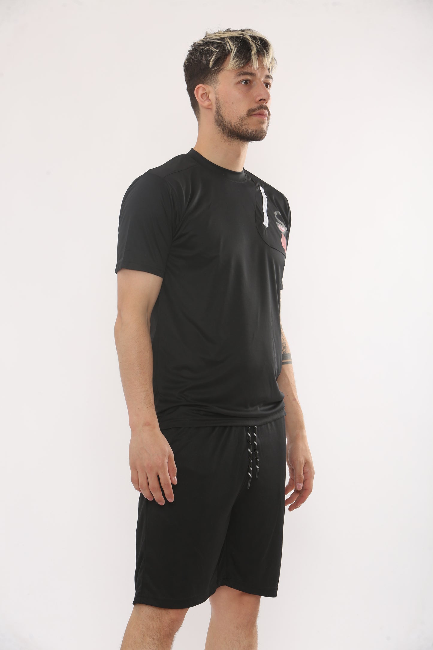 TSHIRT AND SHORT SET ZIPUP