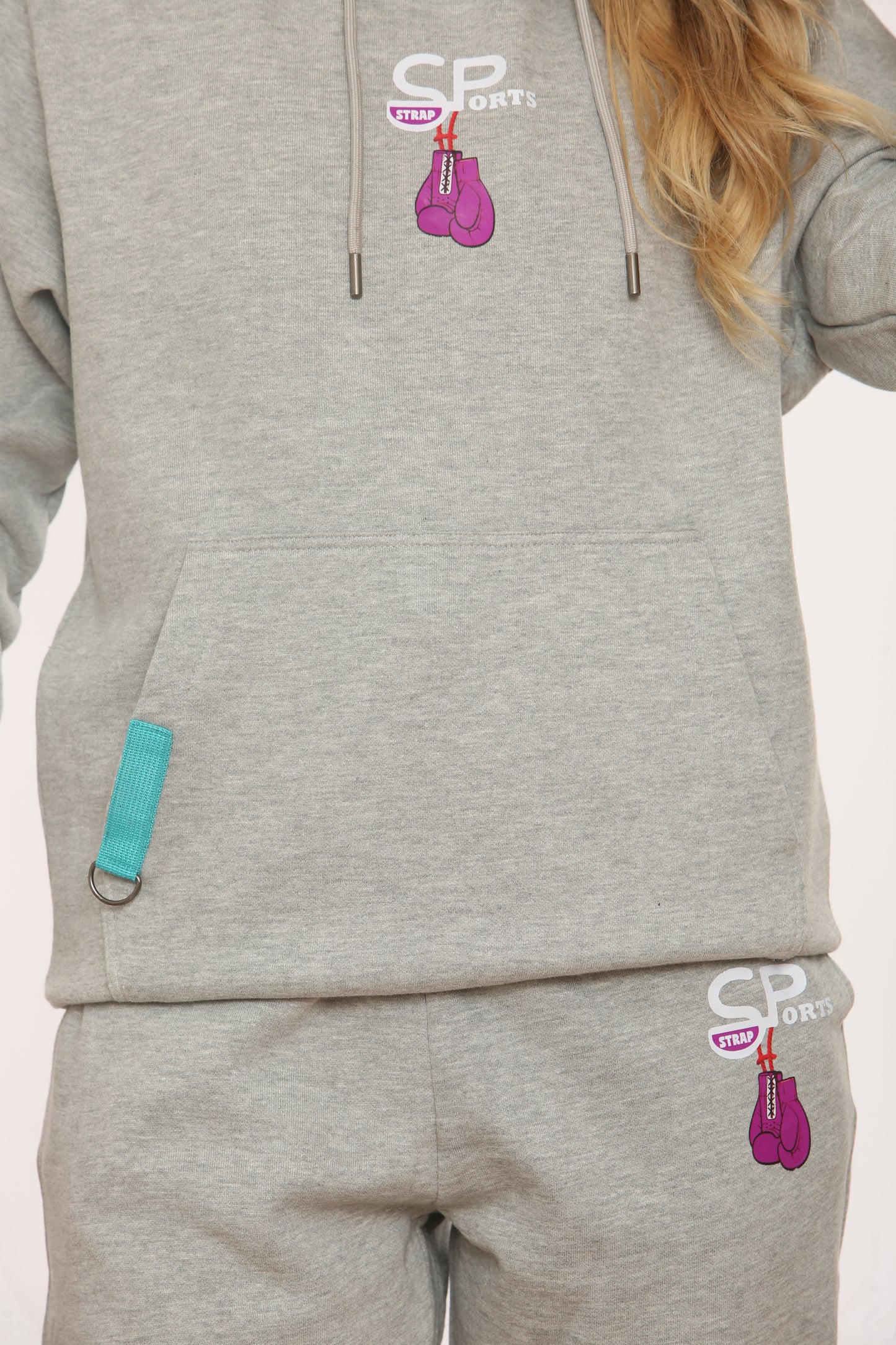 Your new favorite hoodie. Engineered for life off the track, it’s easy and versatile – made for casual comfort.