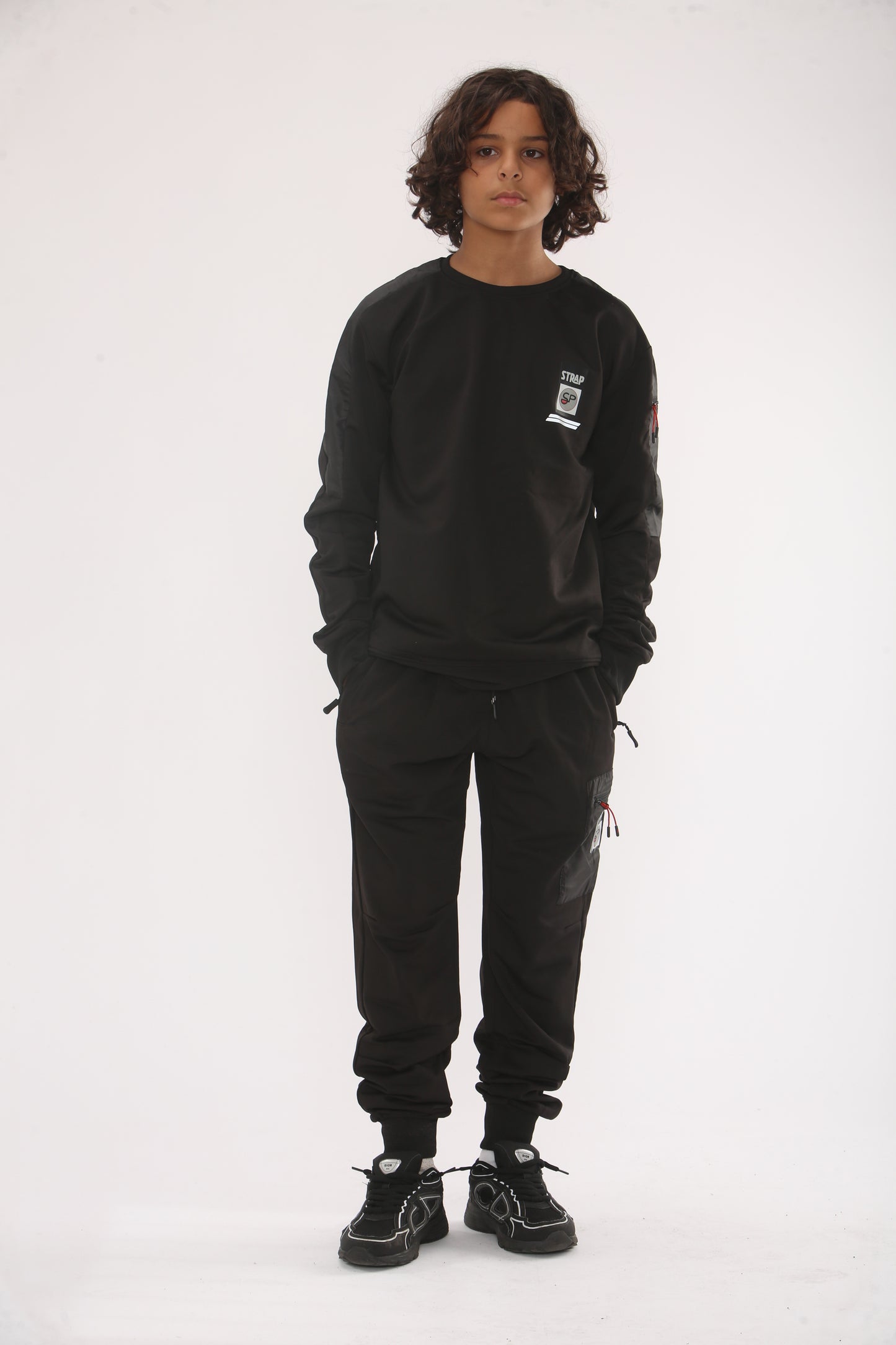 KIDS AND ADULT SIZE TRACKSUIT TRACKSUIT 14YRS AND ABOVE