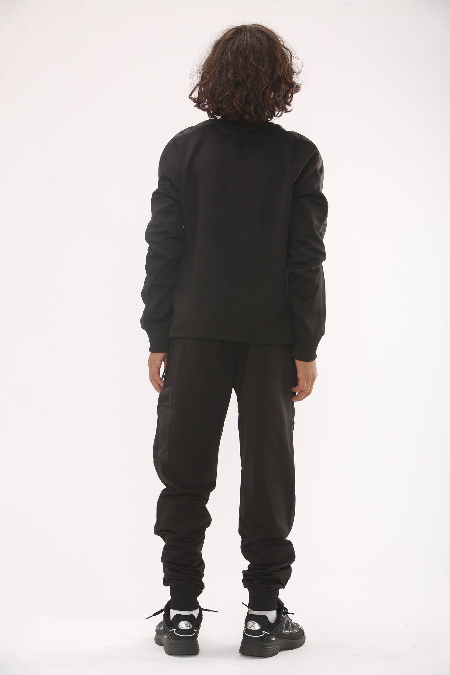 KIDS AND ADULT SIZE TRACKSUIT TRACKSUIT 14YRS AND ABOVE