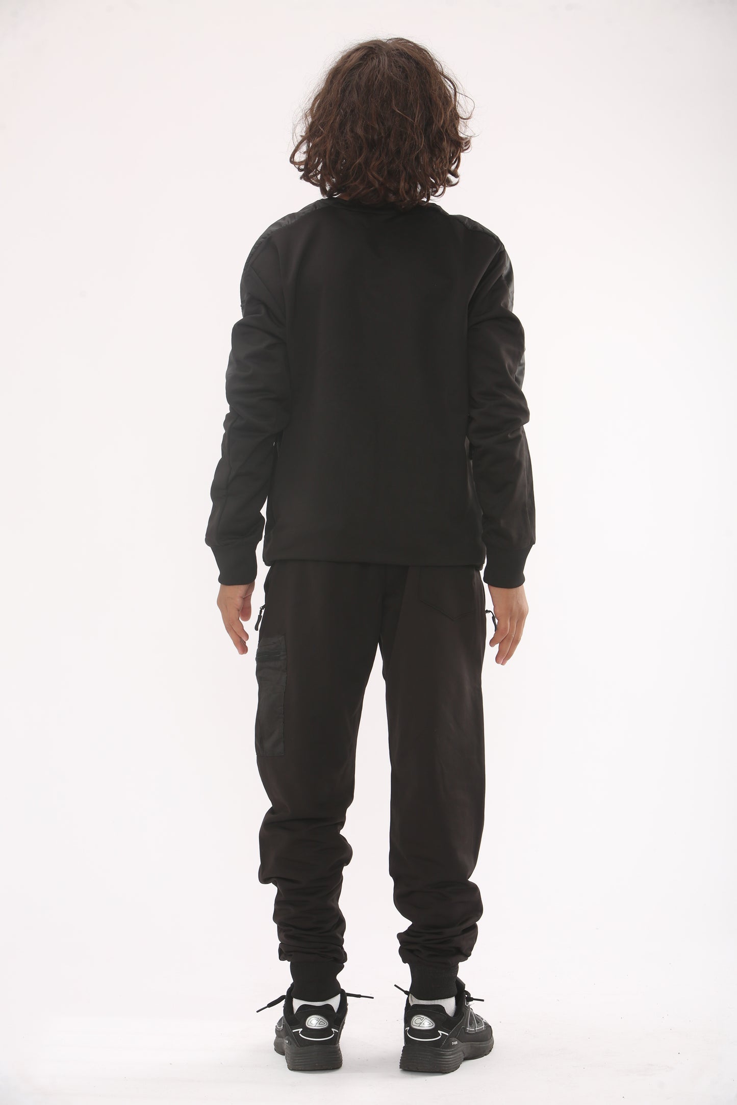 KIDS AND ADULT SIZE TRACKSUIT TRACKSUIT 14YRS AND ABOVE