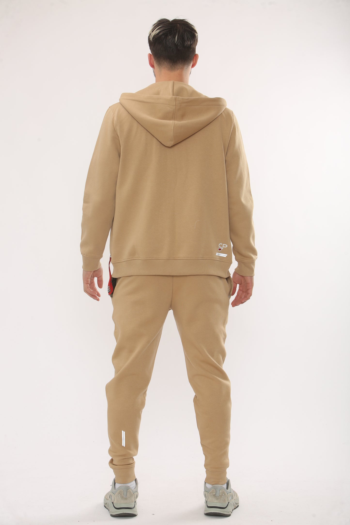 BEIGE HOODIE AND BOTTOMS BOXING GLOVES LOGO