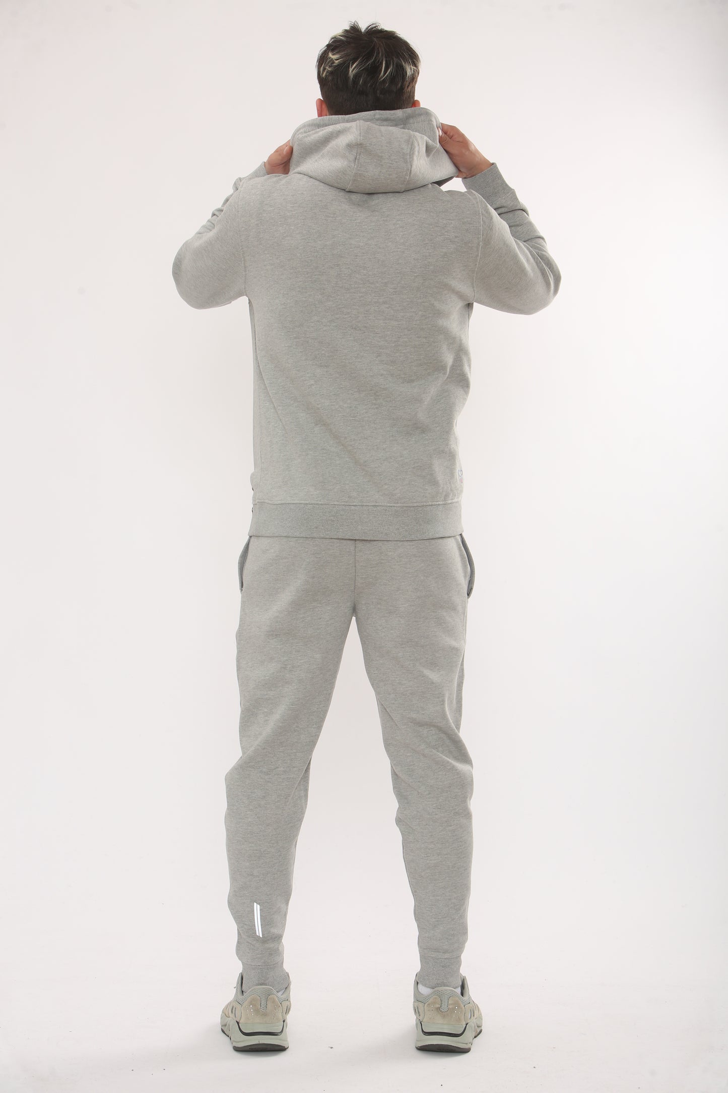GREY HOODIE TRACKSUIT WITH CENTRE LOGO AND GLOVES SIDE STRAP