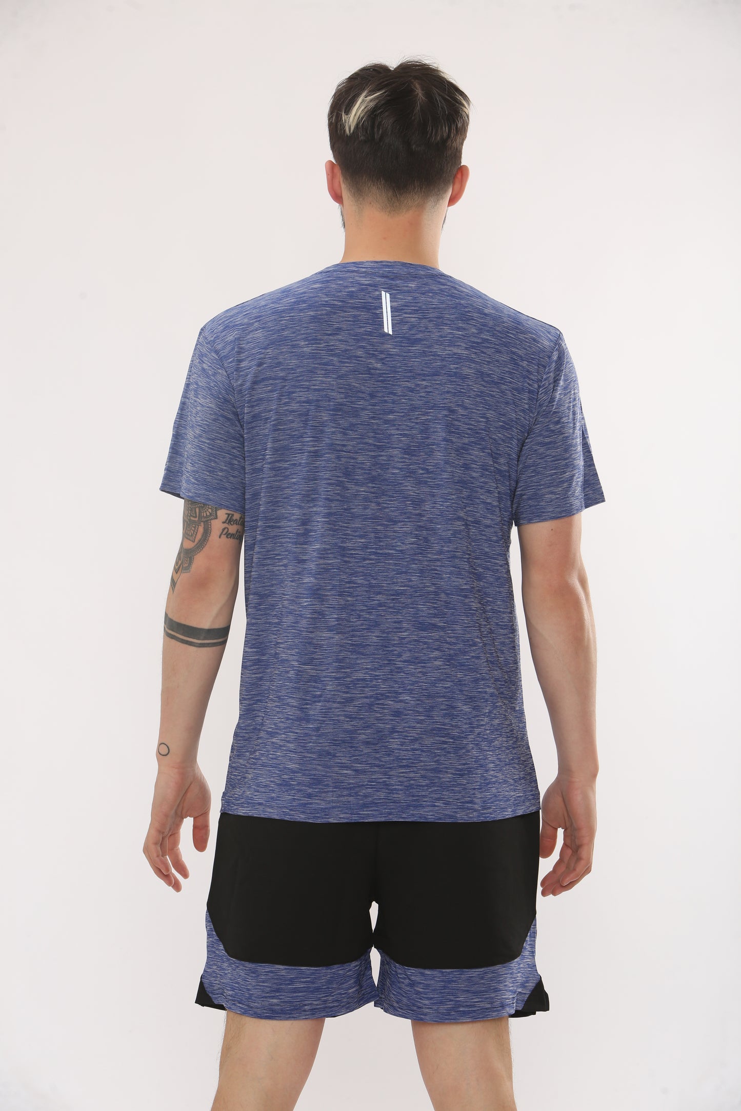 T SHIRT AND SHORTS SET