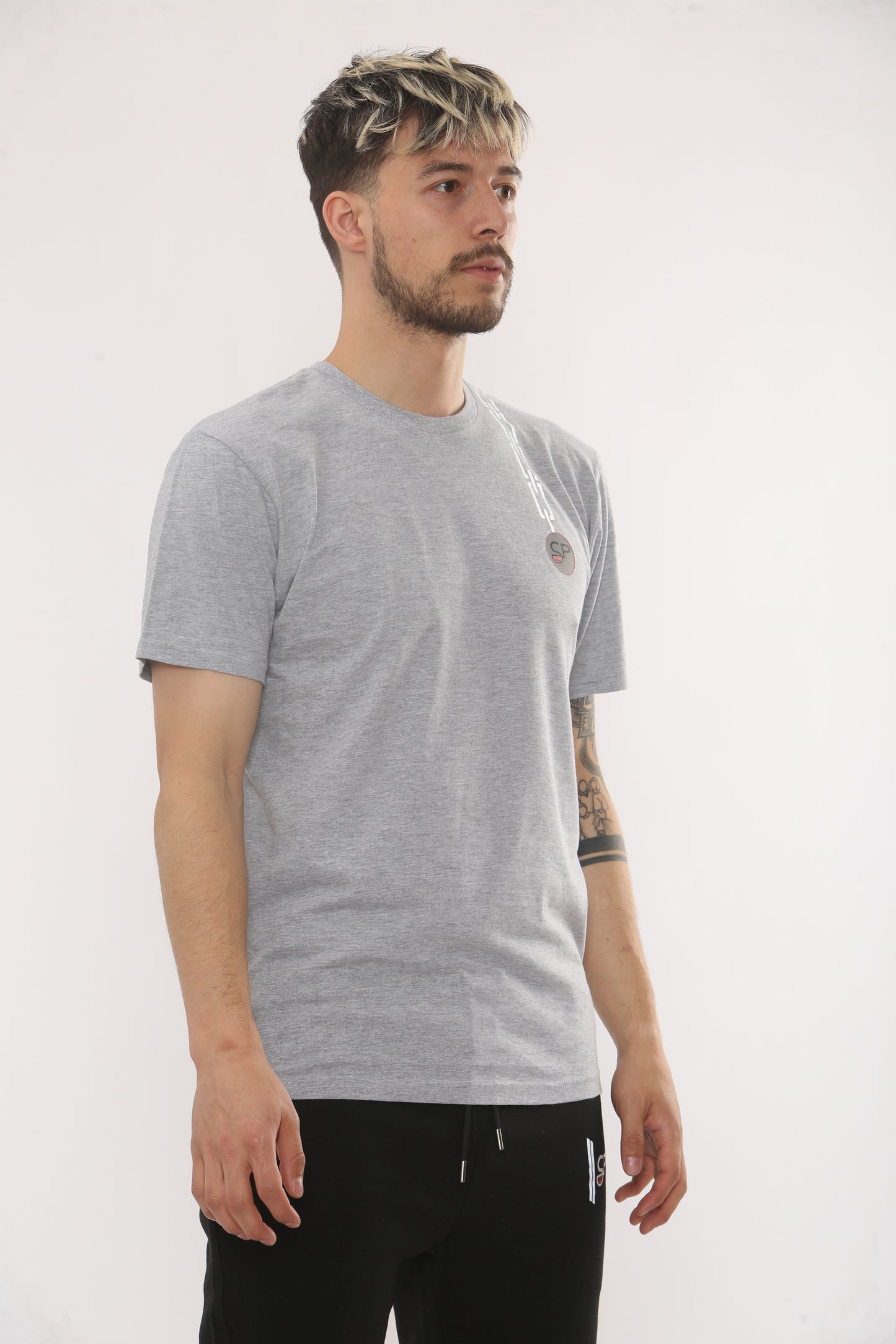 GREY SIDE LOGO WITH RFLECTIVE STRIPE TO LOGO